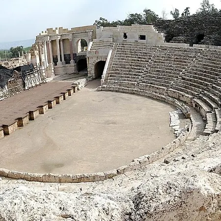 בית המזל Bet Sheʼan Exterior foto